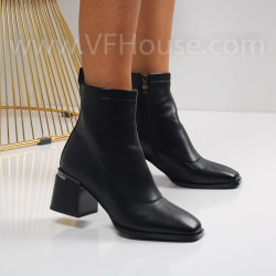Дамски боти на ток-1110-0157 Black