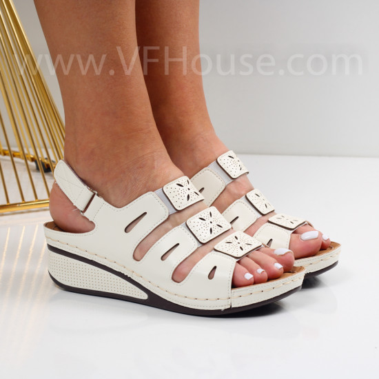 Дамски сандали на платформа -300623302 White