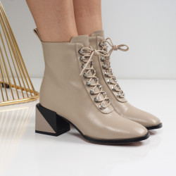 Дамски боти на ток-2510-25818518 Beige