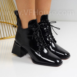 Дамски боти на ток-2510-25251000 Black
