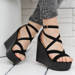 ДАМСКИ САНДАЛИ НА ПЛАТФОРМА 1704-2591930 BLACK