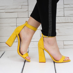 ДАМСКИ САНДАЛИ НА ТОК - 26041904 YELLOW