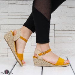 ДАМСКИ САНДАЛИ НА ПЛАТФОРМА - 10051915 YELLOW