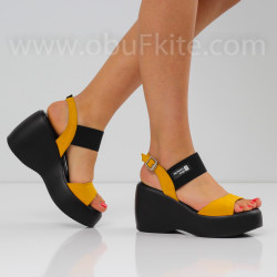 ДАМСКИ САНДАЛИ НА ПЛАТФОРМА - 2404-8822009 YELLOW