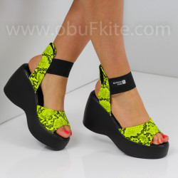 ДАМСКИ САНДАЛИ НА ПЛАТФОРМА - 2404-5192010 BRIGHT YELLOW