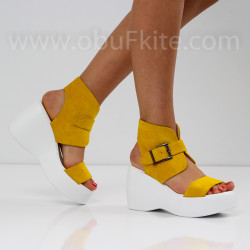 ДАМСКИ САНДАЛИ НА ПЛАТФОРМА - 2404-5672011 YELLOW