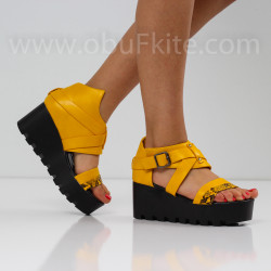 ДАМСКИ САНДАЛИ НА ПЛАТФОРМА - 2404-0072013 YELLOW
