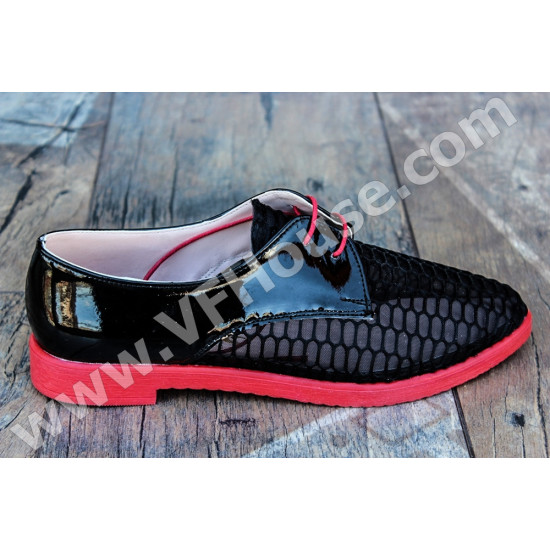 Обувки 15-0704 06 Black/Red