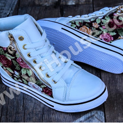 Кецове M7 White